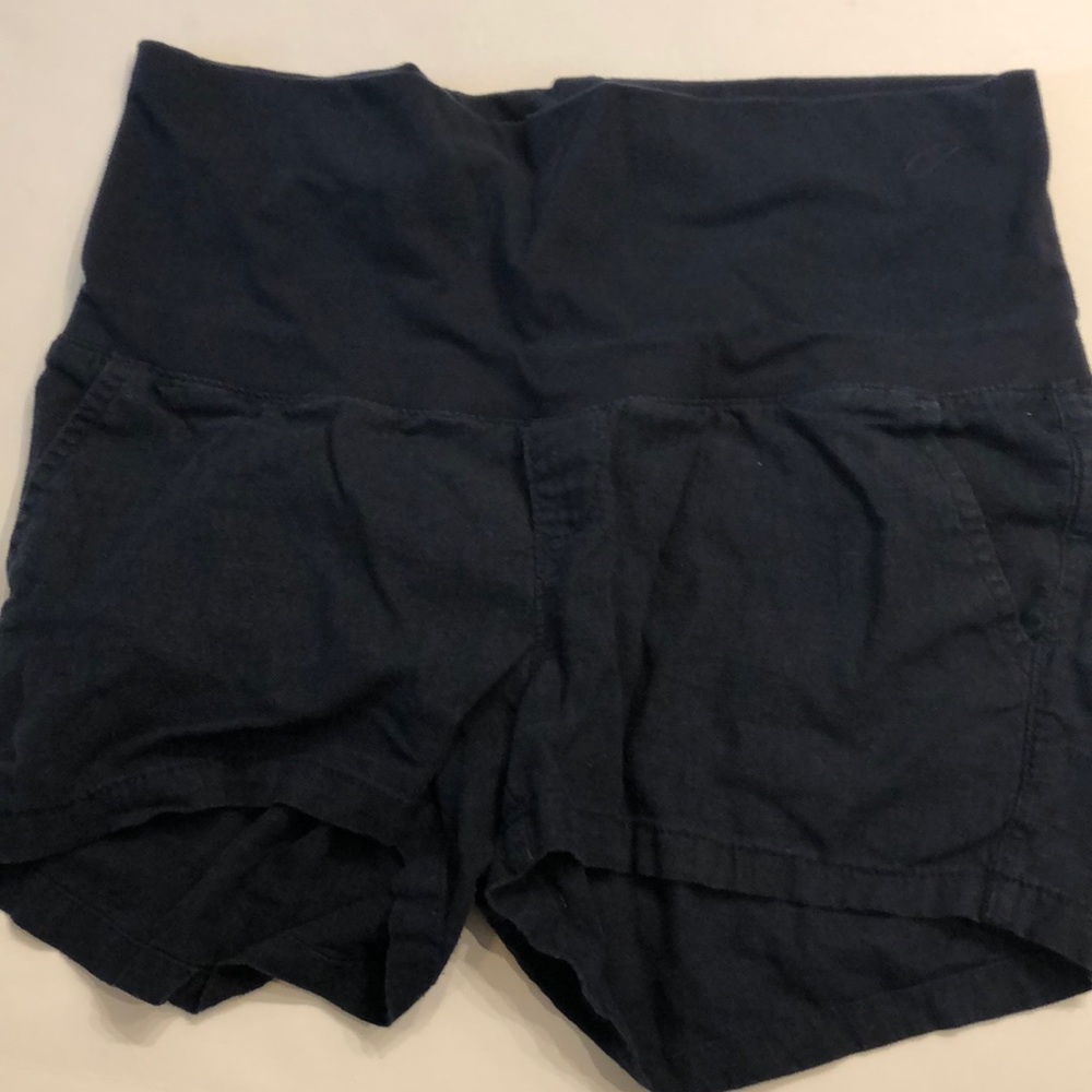 Maternity shorts